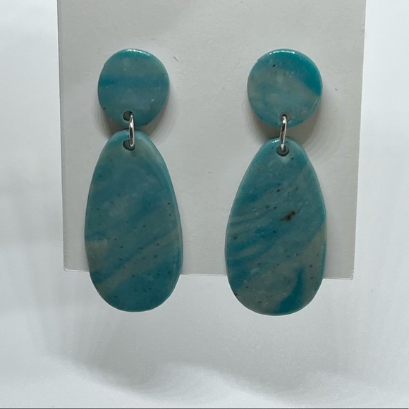 Handcrafted Drop Earrings - Picture 3 of 11